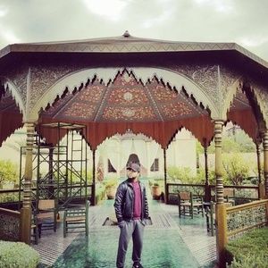 Meet your Posher, Mh